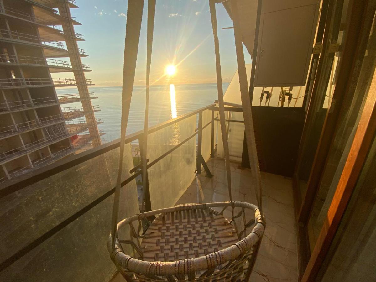 Your Studio On The Beach! Batumi Exterior foto